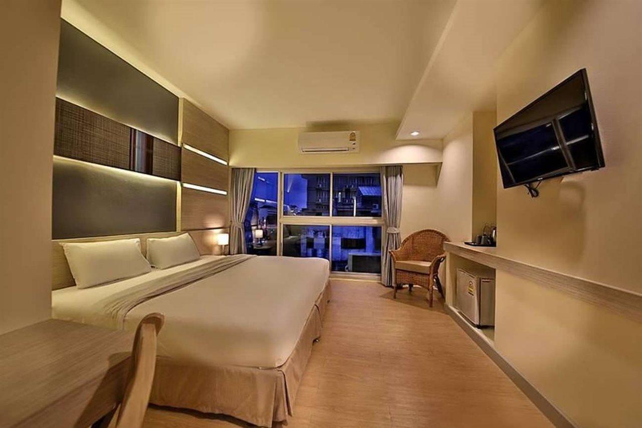 Sunshine One Hotell Pattaya Exteriör bild