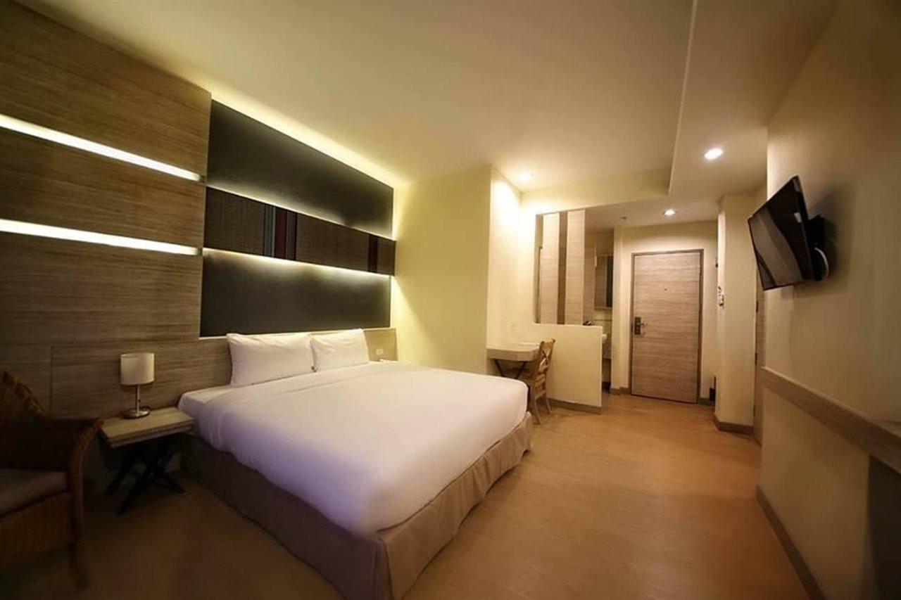 Sunshine One Hotell Pattaya Exteriör bild