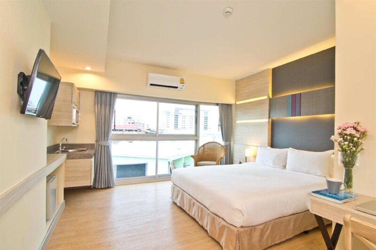 Sunshine One Hotell Pattaya Exteriör bild
