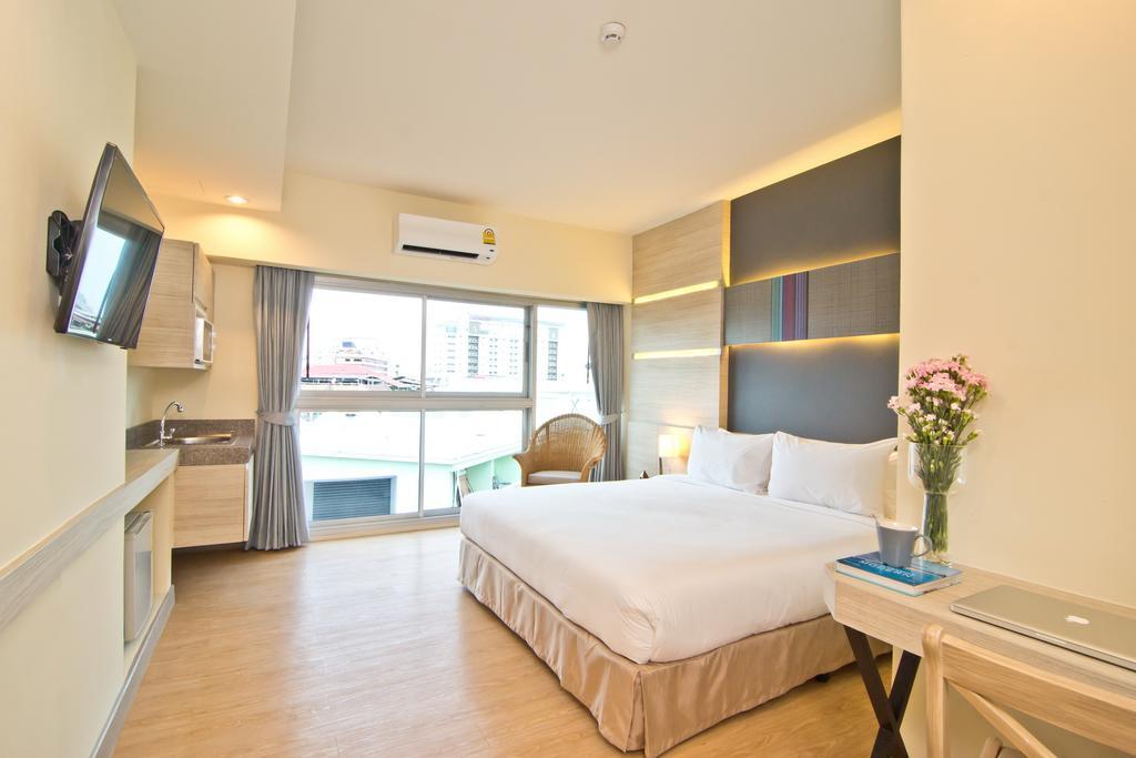 Sunshine One Hotell Pattaya Rum bild